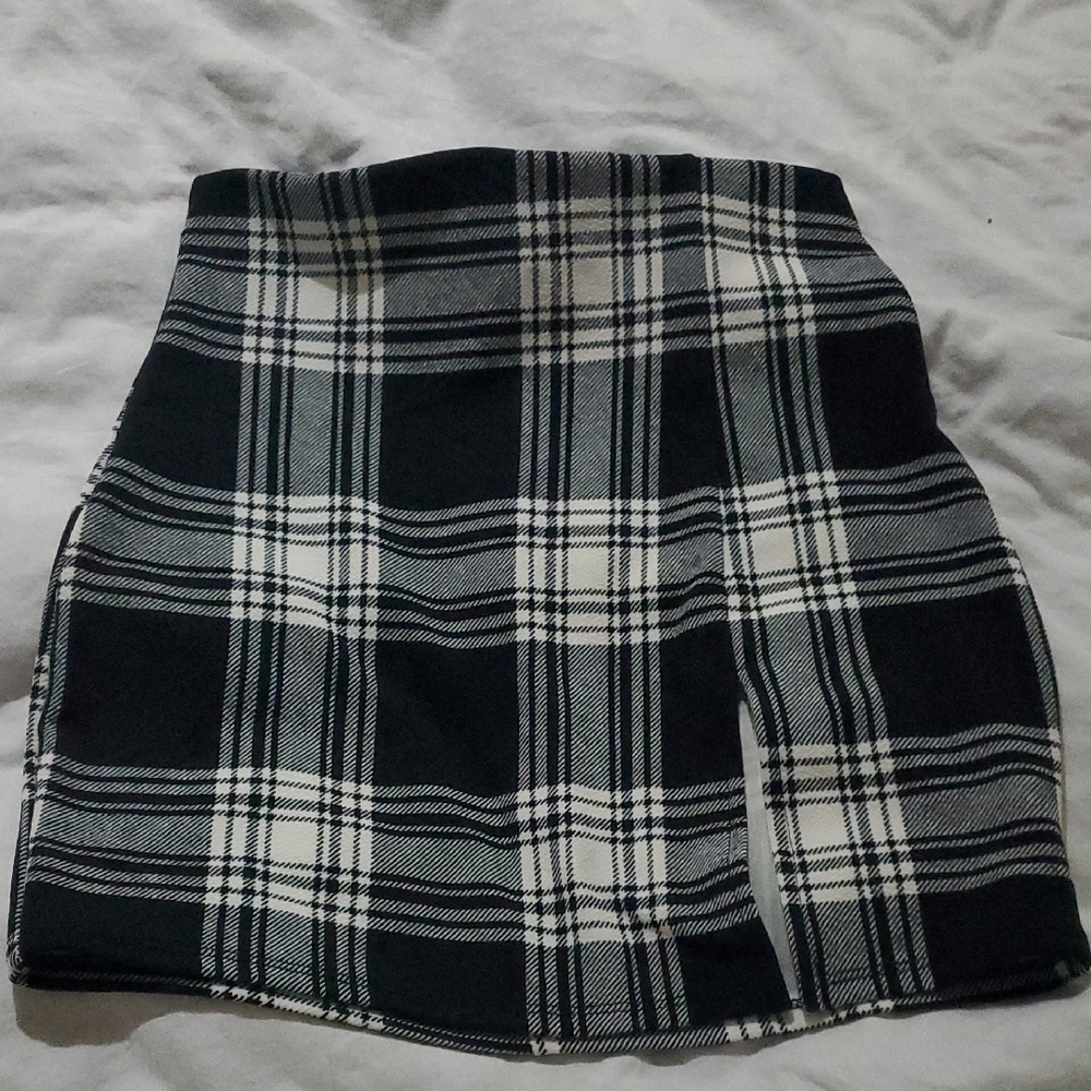 Windsor Black and White Plaid Pencil Skirt